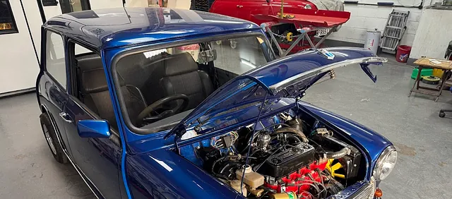 prestige autos southend - Blue Classic mini repaint