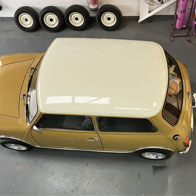 classic mini roof colour changed havest gold to old english white